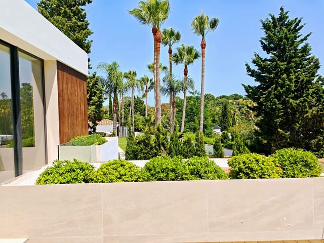 4 soveværelse Villa til salg i Sotogrande Alto, San Roque med swimmingpool garage - € 2.340.000 (Ref: 9915862)