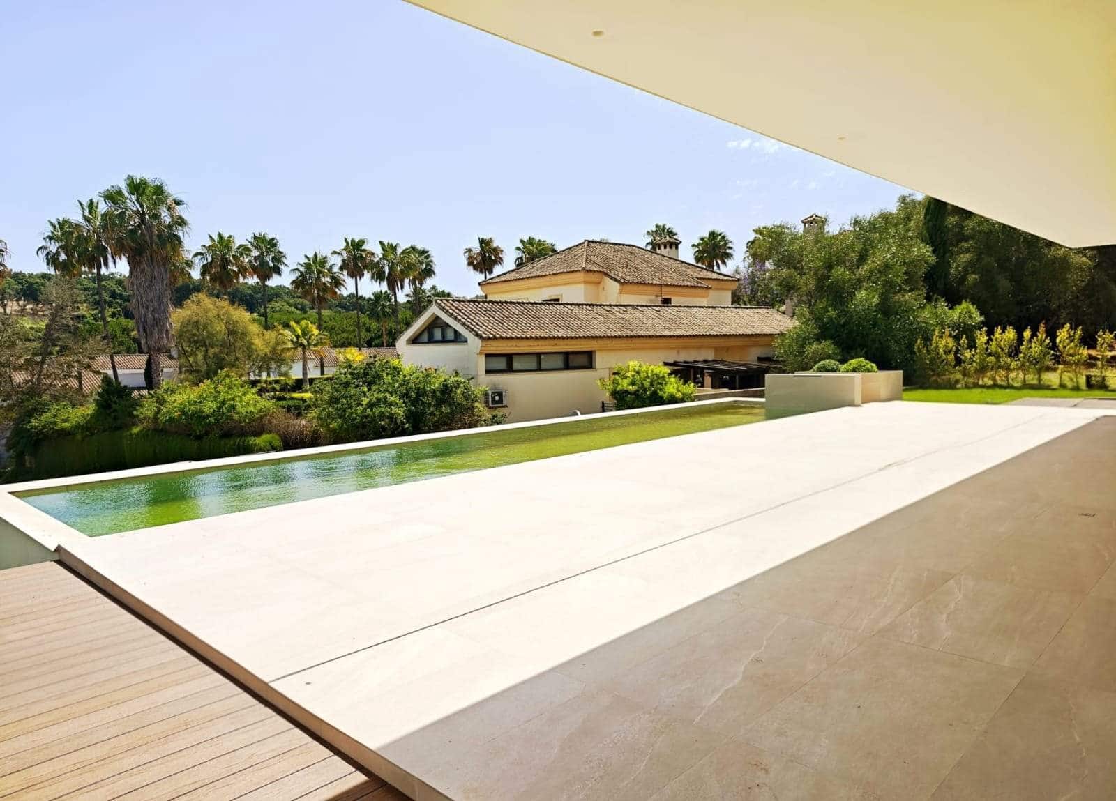 4 bedroom Villa for sale in Sotogrande with pool garage - € 2,340,000 (Ref: 9915862)