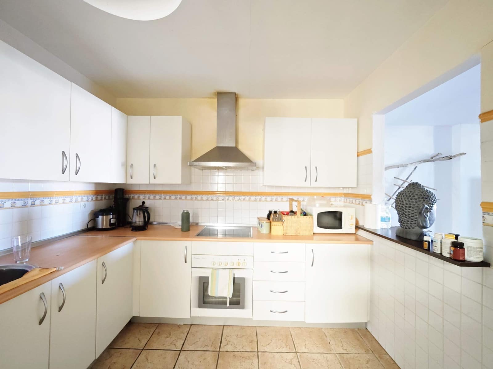 3 quarto Apartamento para venda em La Linea de la Concepcion com piscina - 299 000 € (Ref: 9915863)
