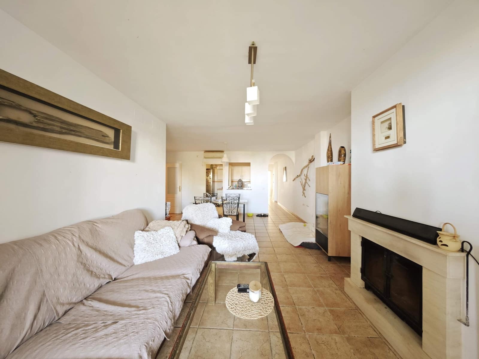 3 quarto Apartamento para venda em La Linea de la Concepcion com piscina - 299 000 € (Ref: 9915863)