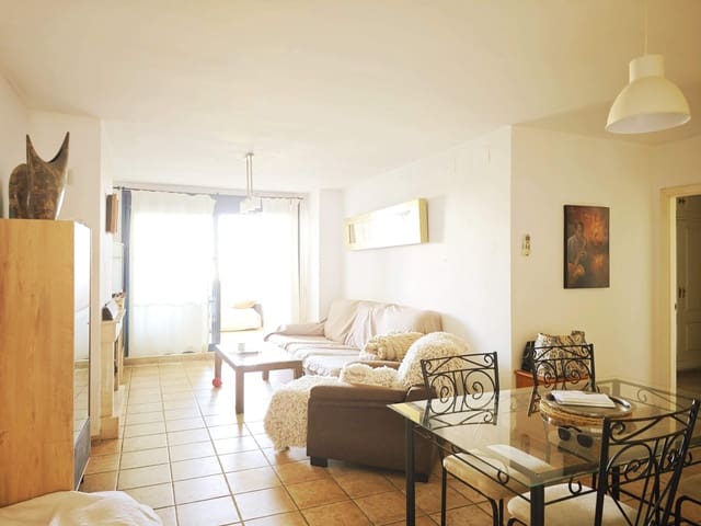 3 quarto Apartamento para venda em La Línea de la Concepción com piscina - 299 000 € (Ref: 9915863)