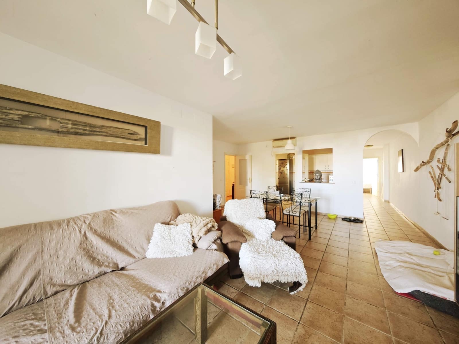3 quarto Apartamento para venda em La Linea de la Concepcion com piscina - 299 000 € (Ref: 9915863)