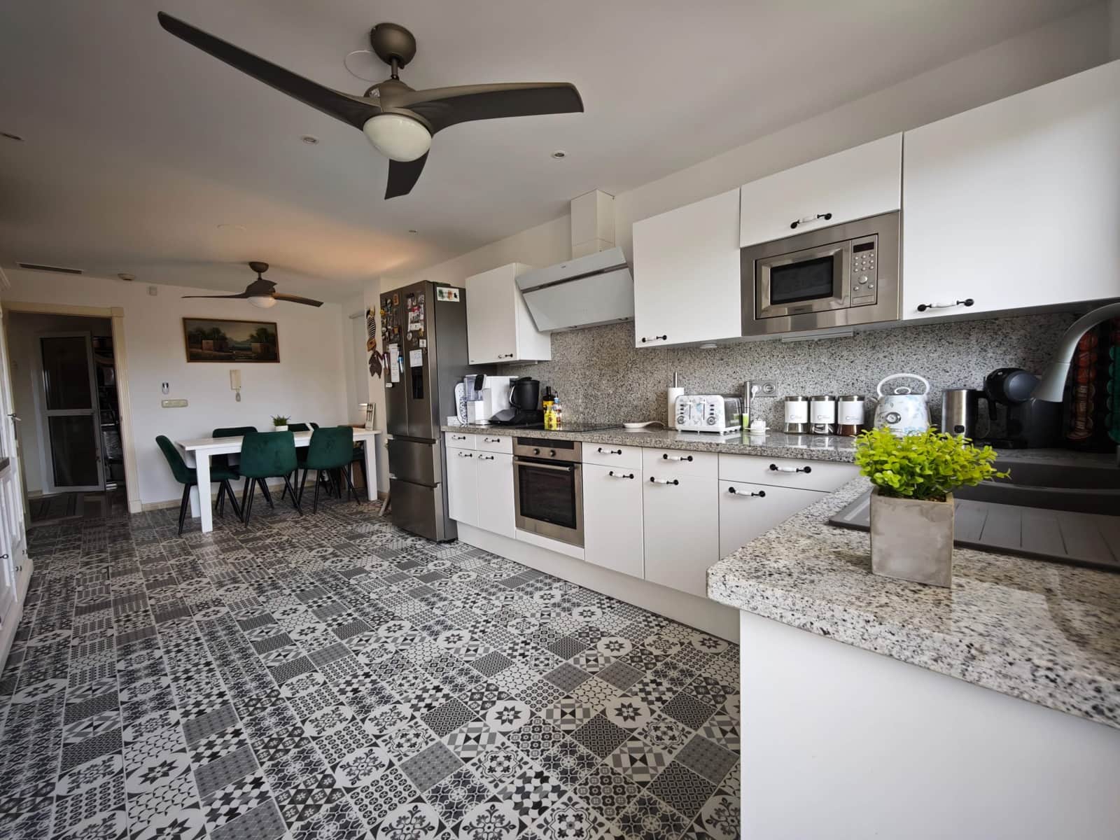 3 Zimmer Apartment zu verkaufen in San Roque mit Pool Garage - 425.000 € (Ref: 9927443)