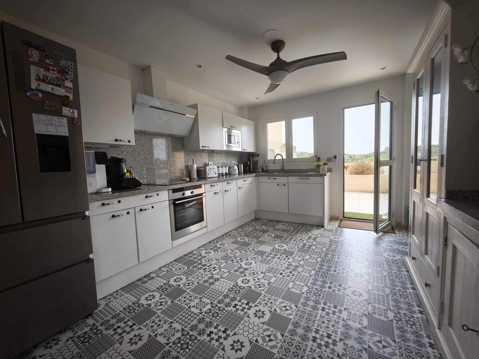 3 Zimmer Apartment zu verkaufen in San Roque mit Pool Garage - 425.000 € (Ref: 9927443)