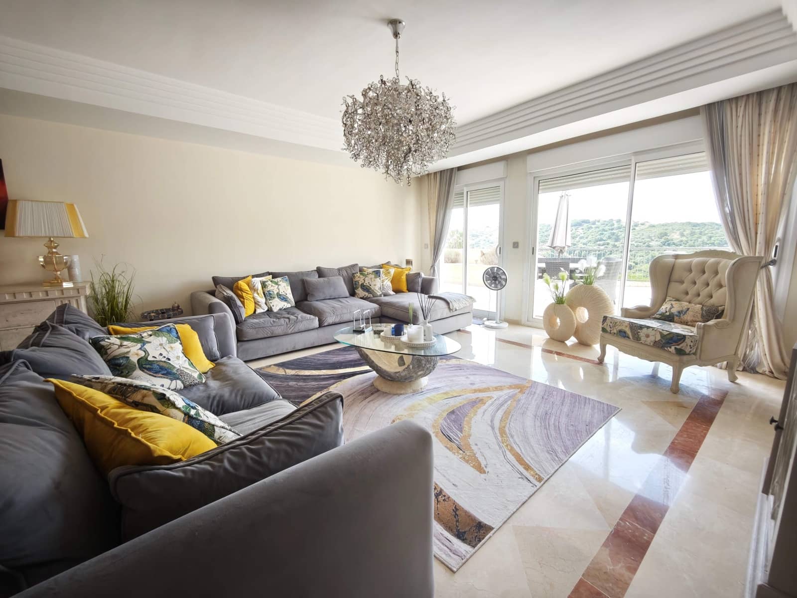 3 Zimmer Apartment zu verkaufen in San Roque mit Pool Garage - 425.000 € (Ref: 9927443)