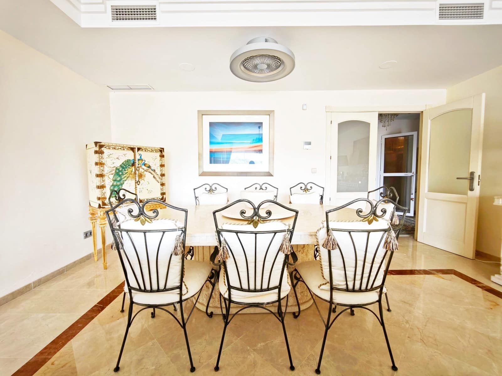 3 Zimmer Apartment zu verkaufen in San Roque mit Pool Garage - 425.000 € (Ref: 9927443)