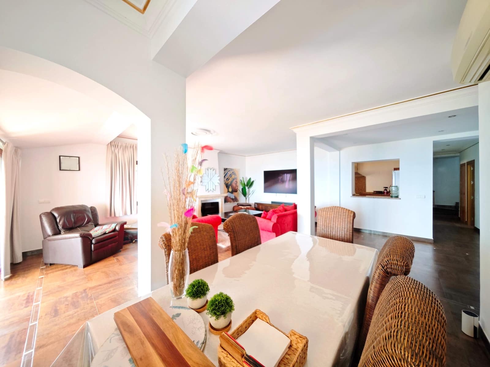 5 Zimmer Villa zu verkaufen in Buenas Noches mit Pool Garage - 1.200.000 € (Ref: 9929437)