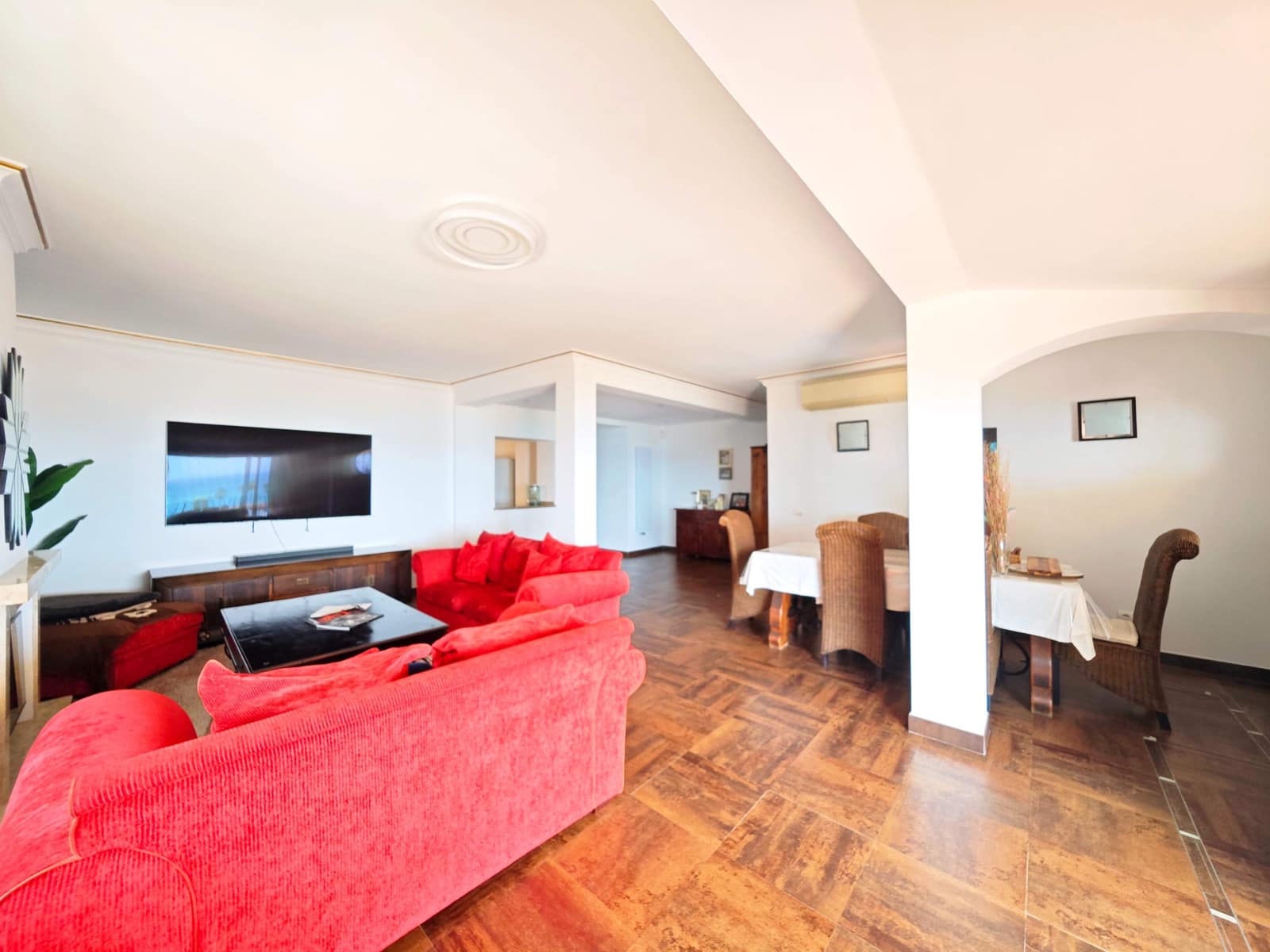 5 Zimmer Villa zu verkaufen in Buenas Noches mit Pool Garage - 1.200.000 € (Ref: 9929437)