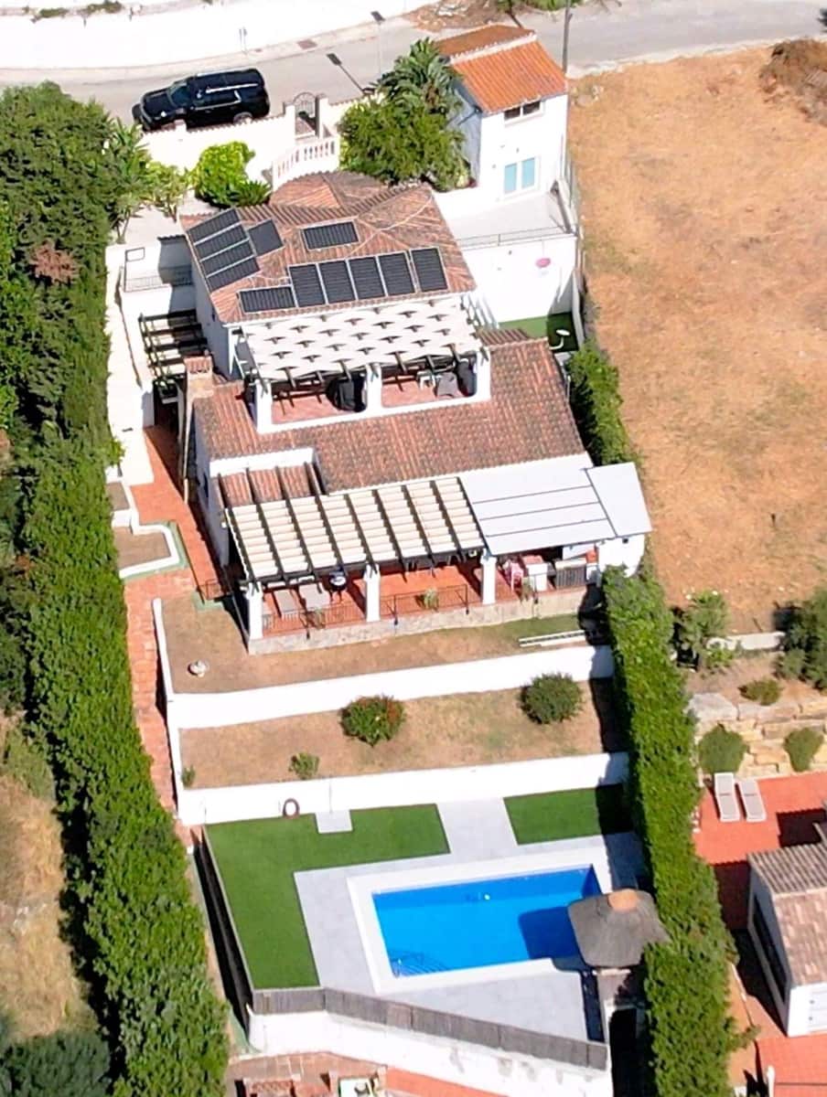 5 Zimmer Villa zu verkaufen in Buenas Noches mit Pool Garage - 1.200.000 € (Ref: 9929437)