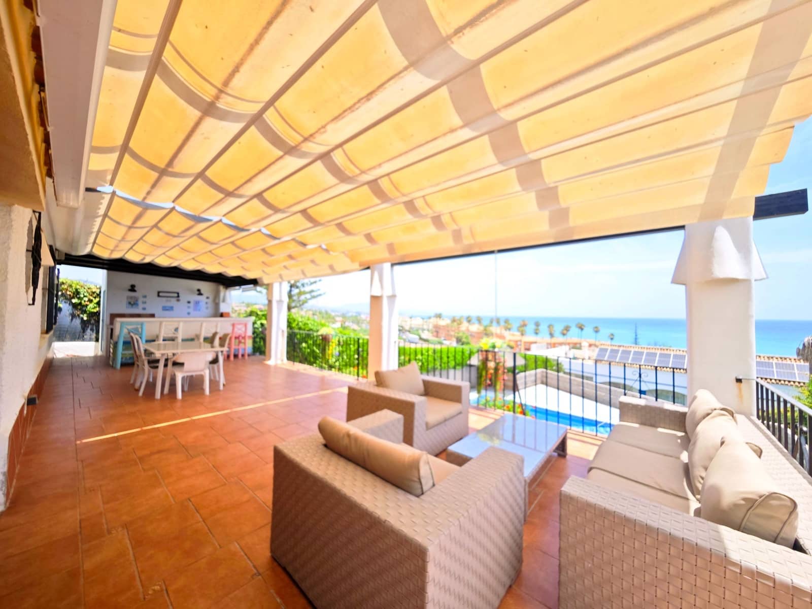 5 Zimmer Villa zu verkaufen in Buenas Noches mit Pool Garage - 1.200.000 € (Ref: 9929437)