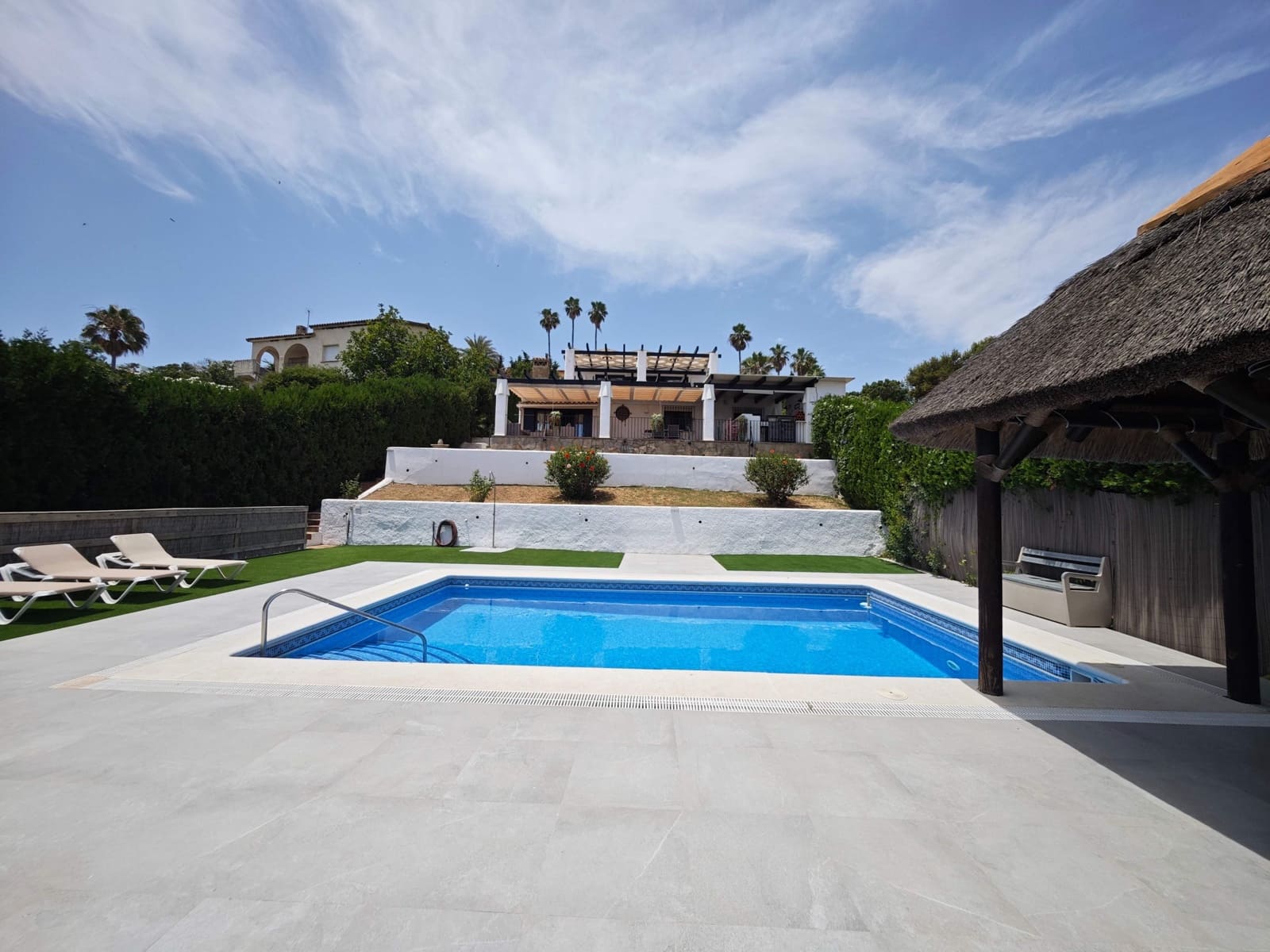 5 bedroom Villa for sale in Buenas Noches with pool garage - € 1,200,000 (Ref: 9929437)