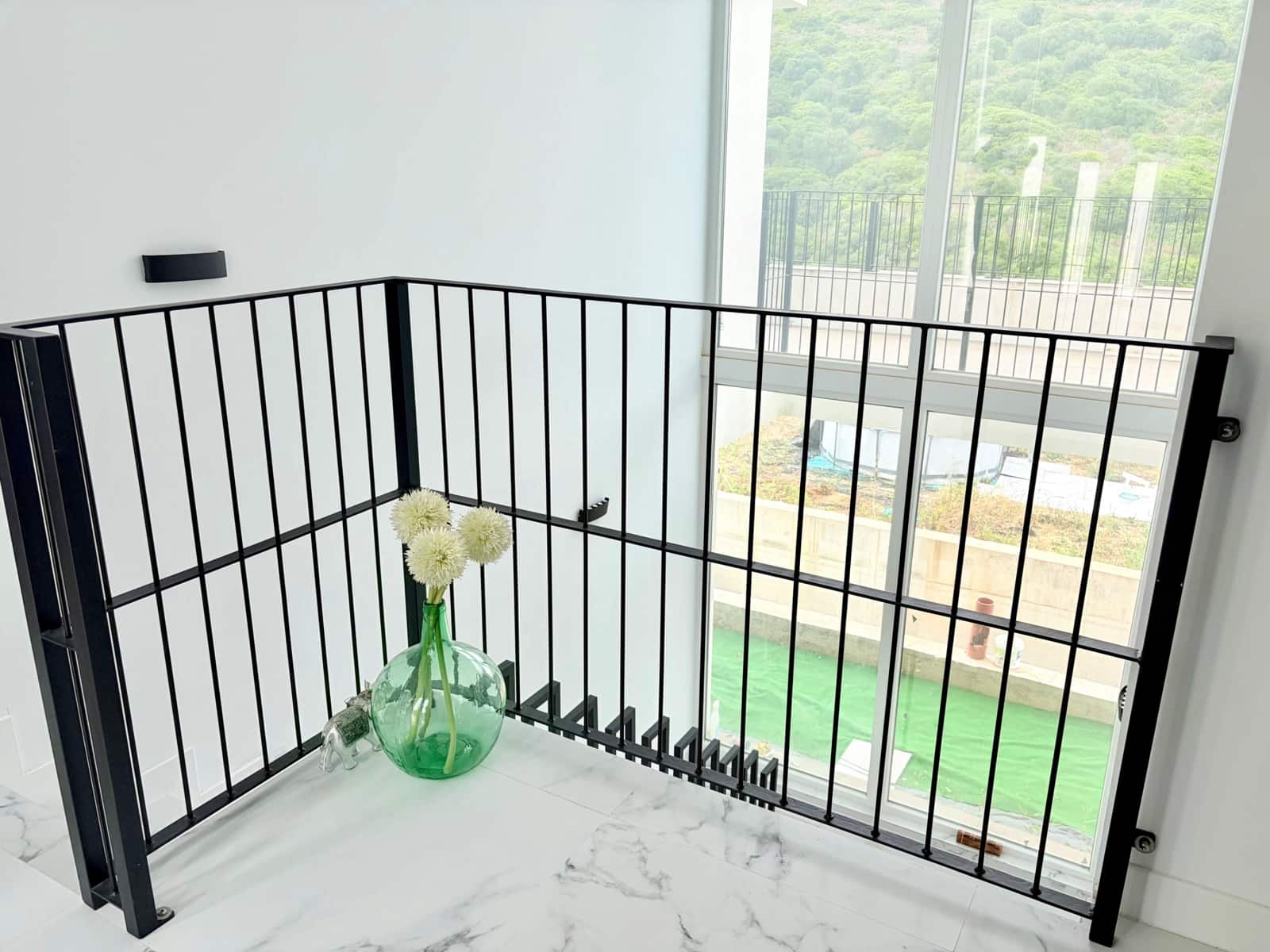 3 sypialnia Willa na sprzedaż w La Linea de la Concepcion z garażem - 700 000 € (Ref: 9938239)