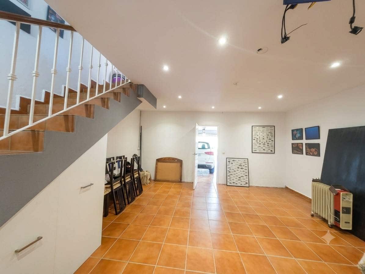 3 camera da letto Villetta a Schiera in vendita in La Linea de la Concepcion con garage - 295.000 € (Rif: 9938240)