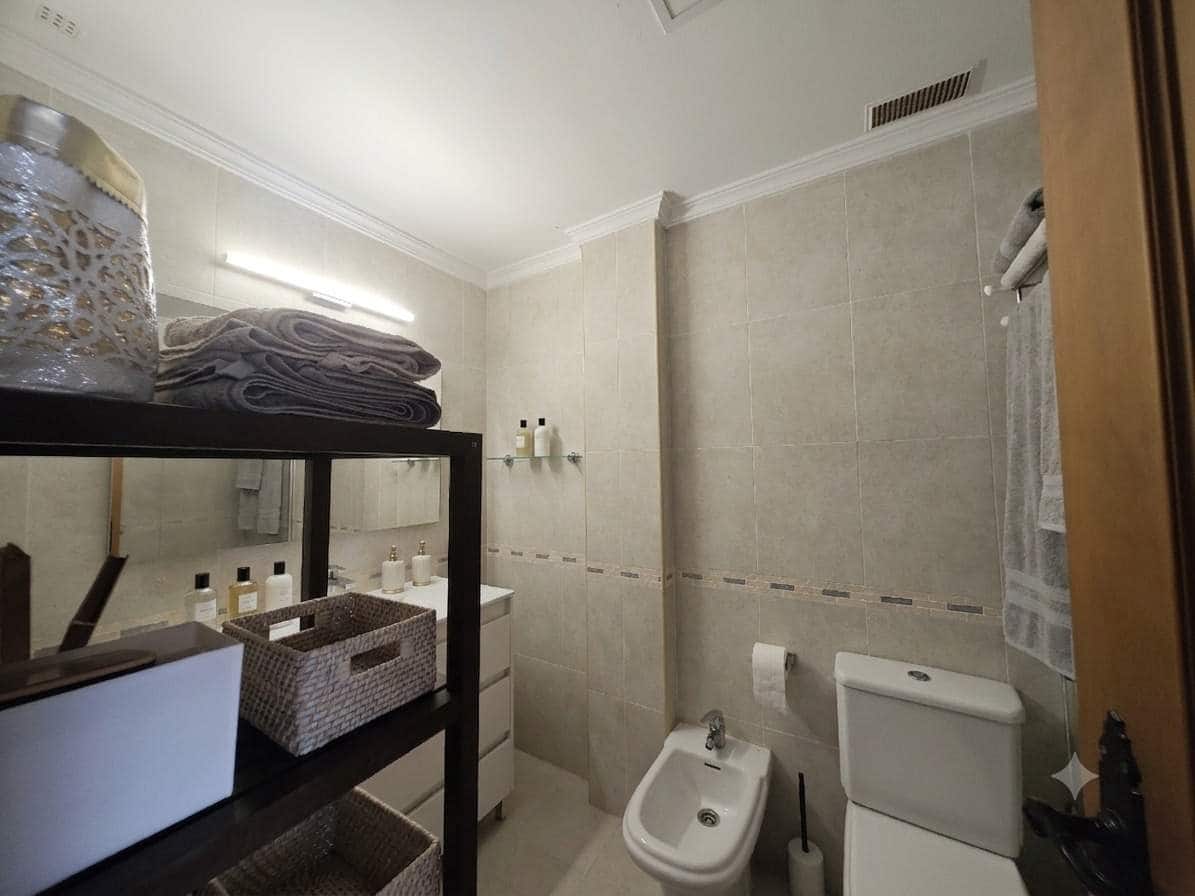 3 Zimmer Reihenhaus zu verkaufen in La Linea de la Concepcion mit Pool Garage - 330.000 € (Ref: 9940008)