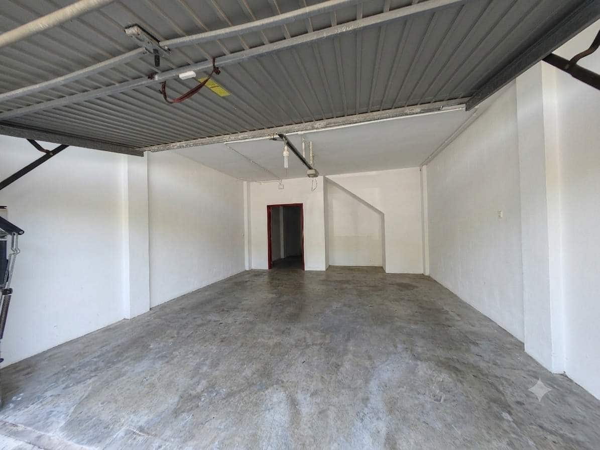 3 Zimmer Reihenhaus zu verkaufen in La Linea de la Concepcion mit Pool Garage - 330.000 € (Ref: 9940008)
