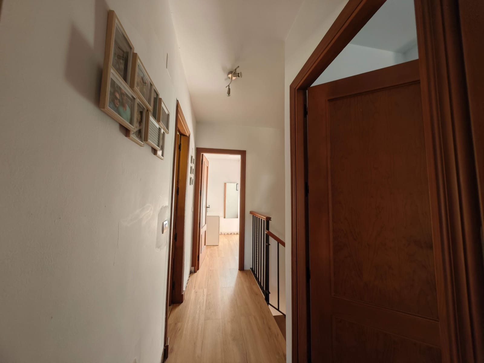 3 Zimmer Reihenhaus zu verkaufen in La Linea de la Concepcion mit Pool Garage - 330.000 € (Ref: 9940008)