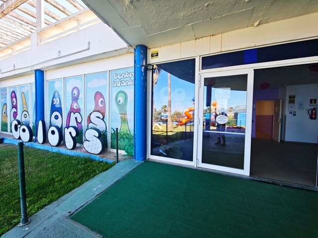 6 soveværelse Virksomhed til salg i Algeciras - € 395.000 (Ref: 9942554)