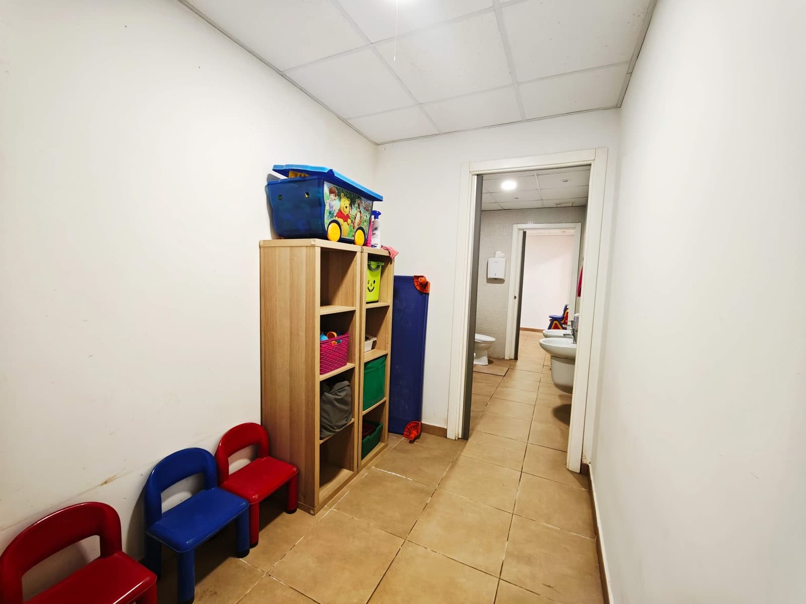 6 soveværelse Virksomhed til salg i Algeciras - € 395.000 (Ref: 9942554)