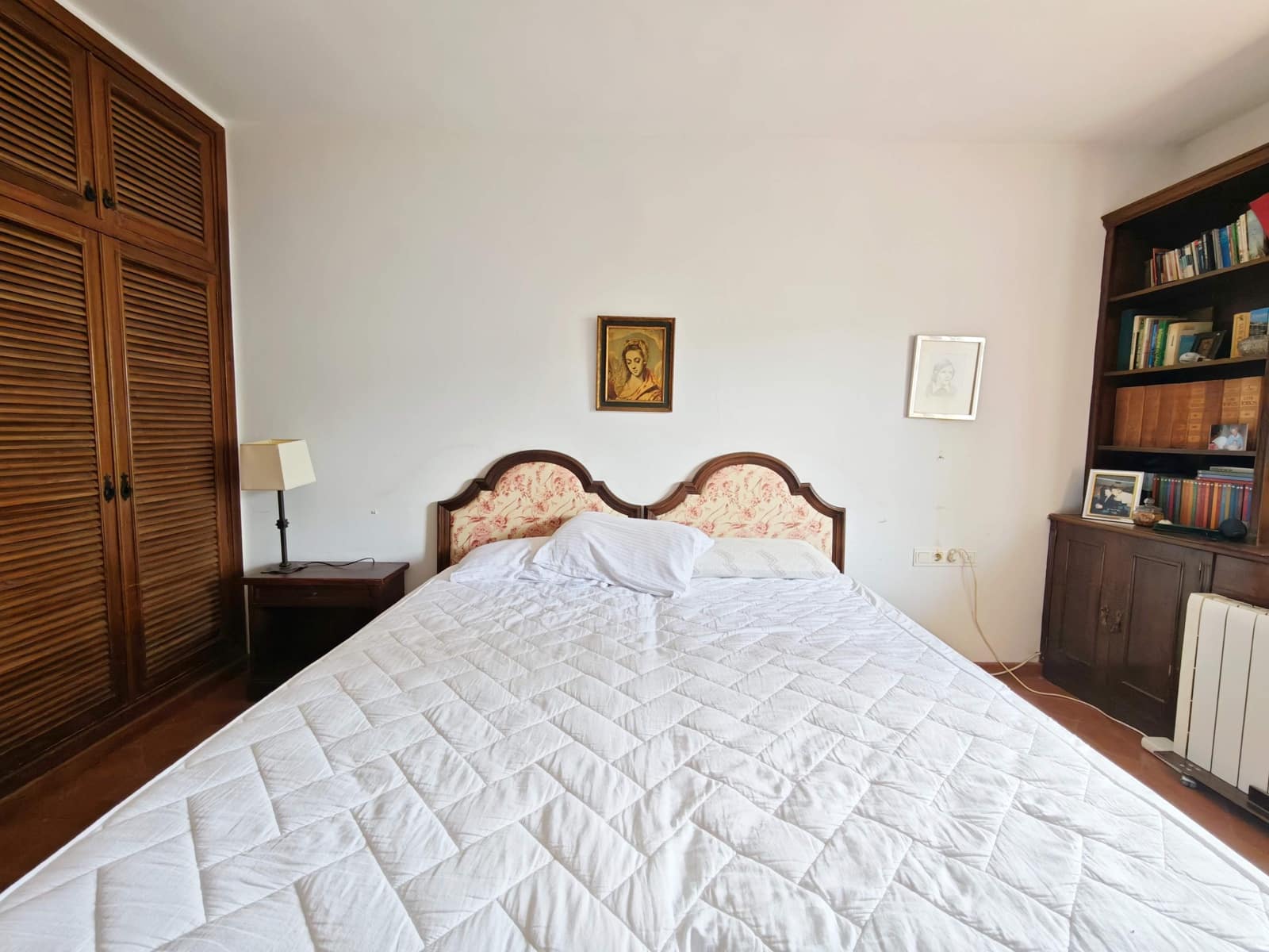 8 bedroom Villa for sale in Algeciras with pool - € 995,000 (Ref: 9942555)
