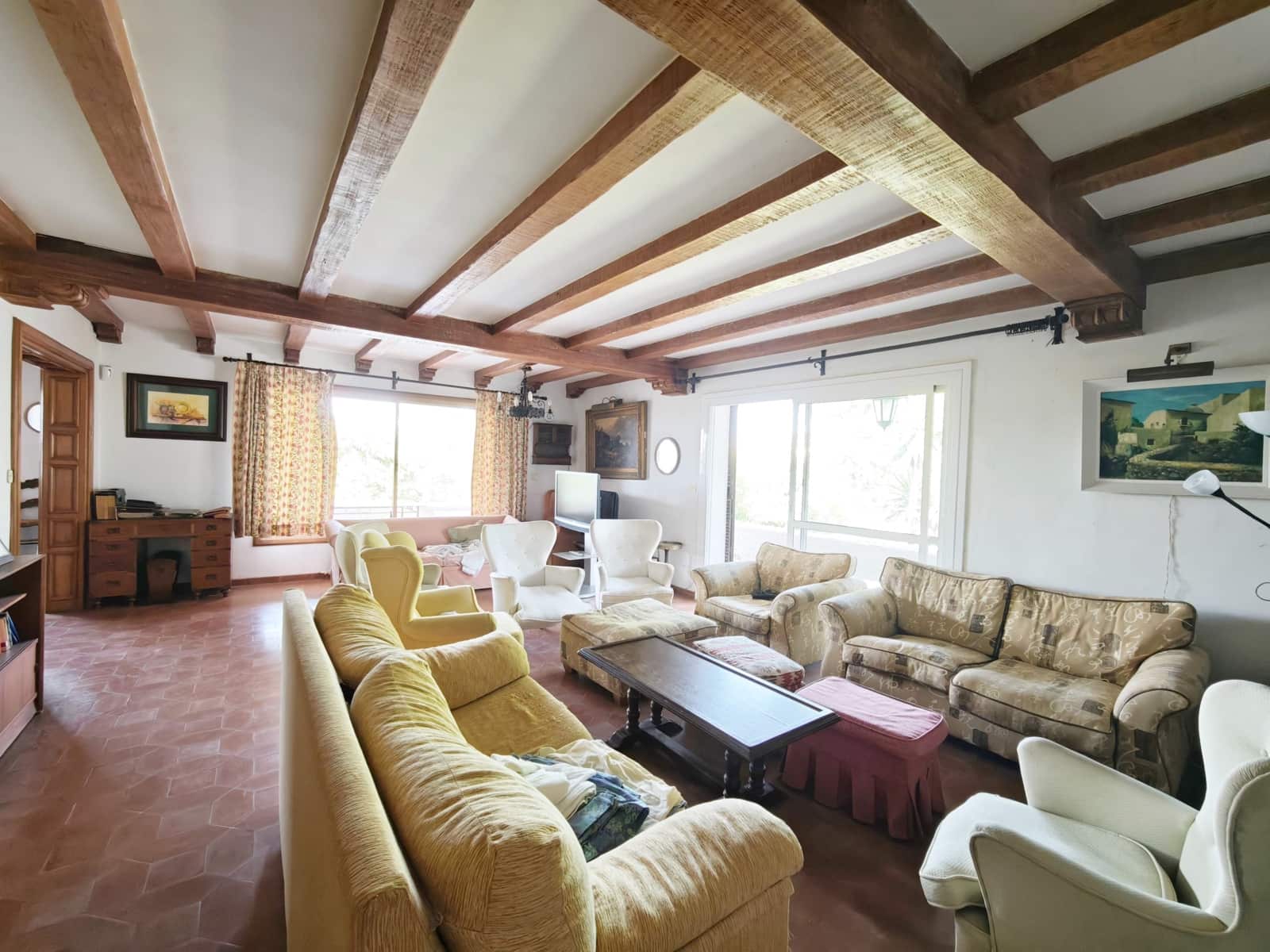 8 bedroom Villa for sale in Algeciras with pool - € 995,000 (Ref: 9942555)