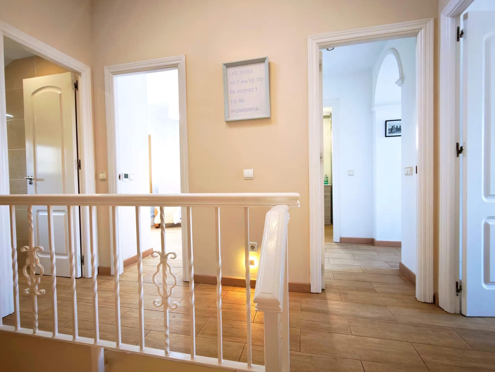 4 bedroom Townhouse for sale in La Linea de la Concepcion with pool garage - € 575,000 (Ref: 9943666)