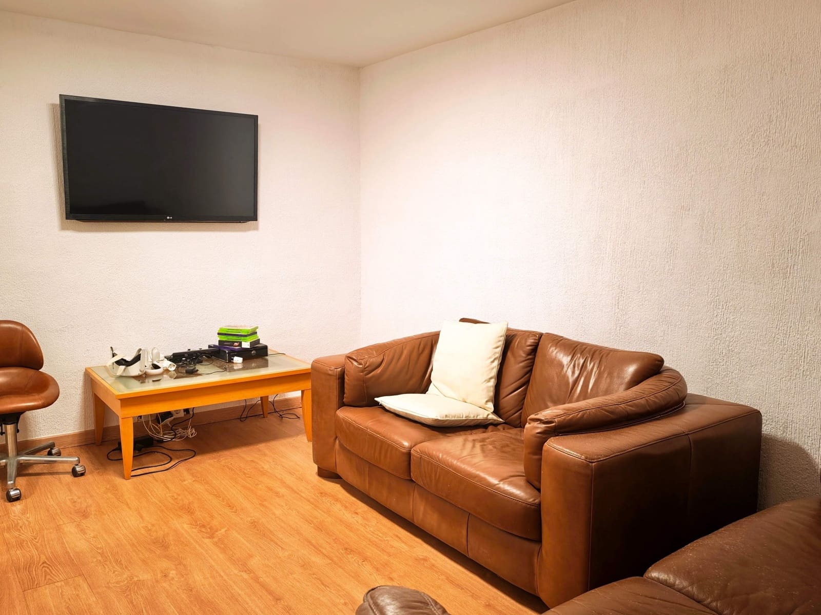 4 bedroom Townhouse for sale in La Linea de la Concepcion with pool garage - € 575,000 (Ref: 9943666)