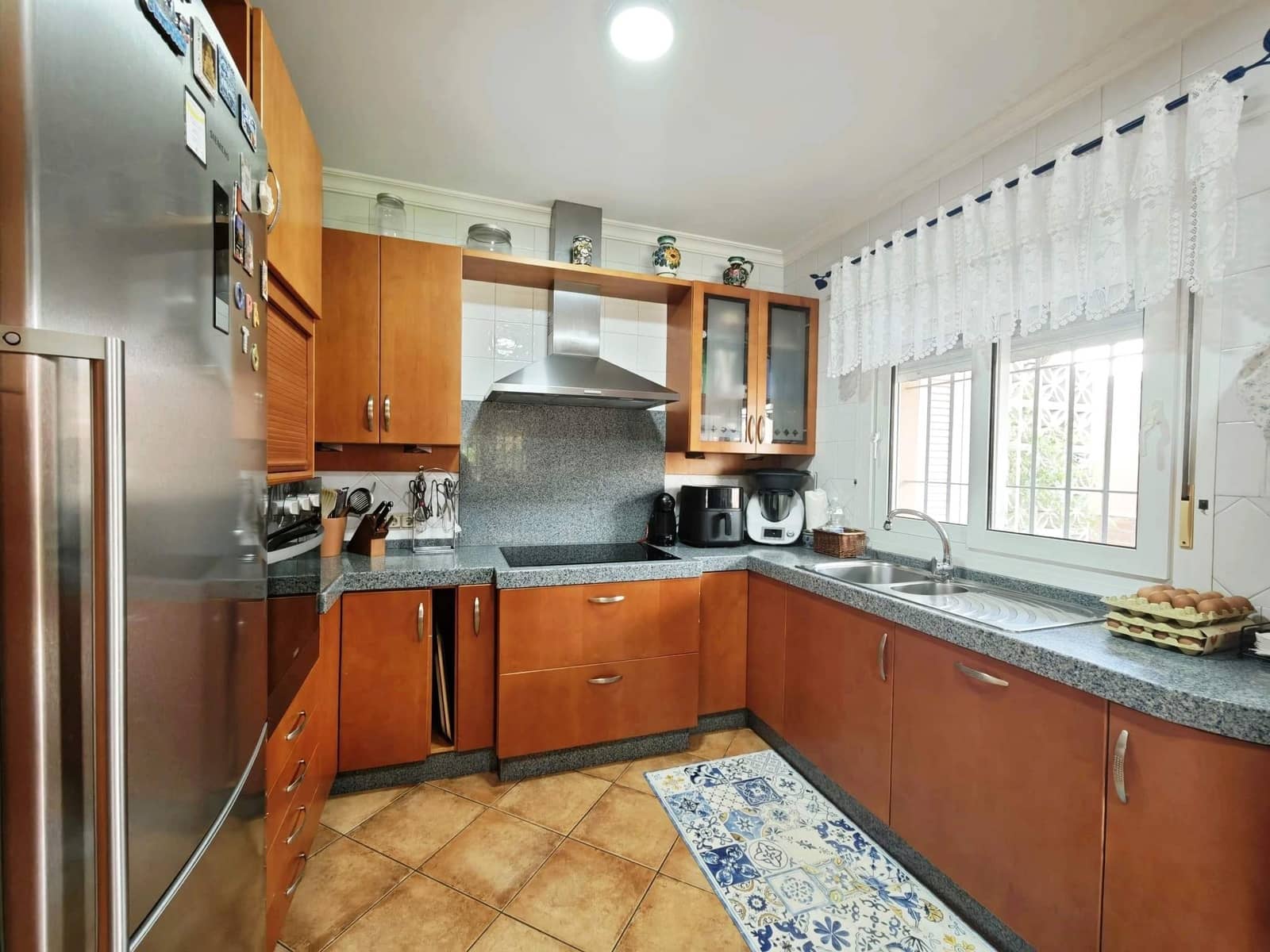 7 sovrum Villa till salu i Algeciras med pool garage - 700 000 € (Ref: 9945741)