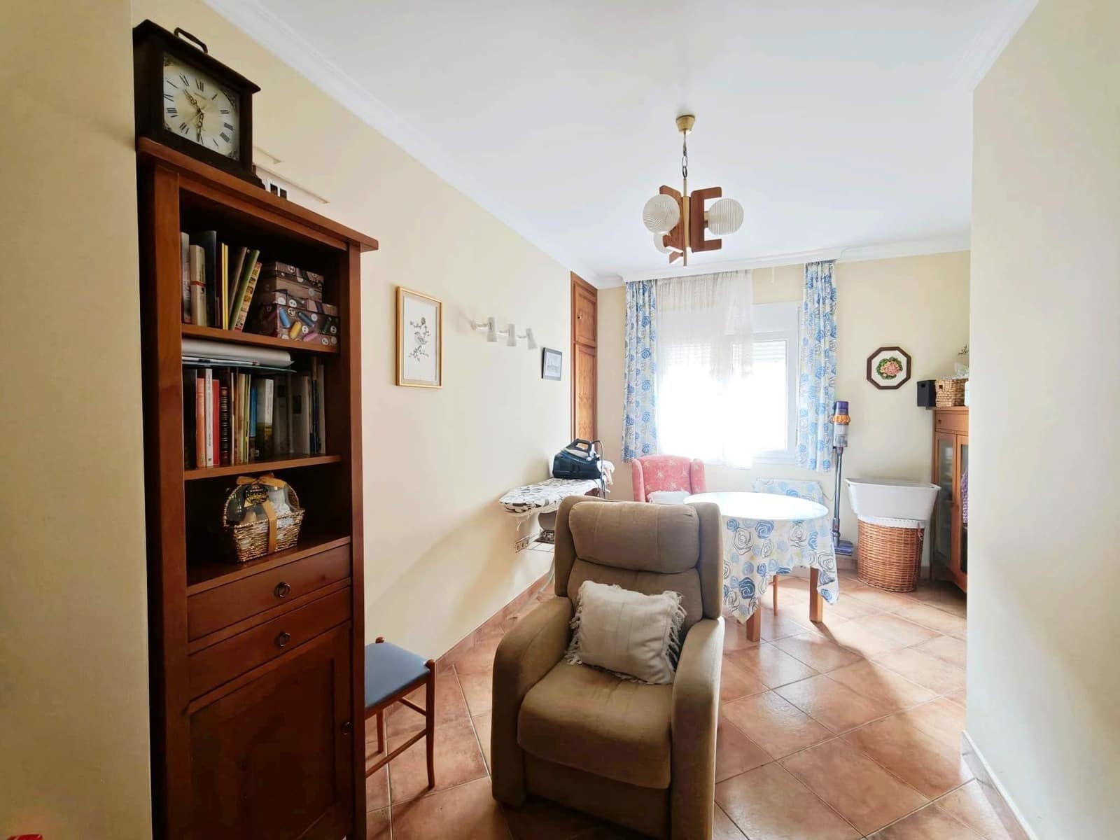 7 sovrum Villa till salu i Algeciras med pool garage - 700 000 € (Ref: 9945741)