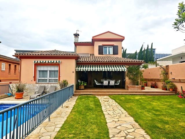7 sovrum Villa till salu i Algeciras med pool garage - 700 000 € (Ref: 9945741)