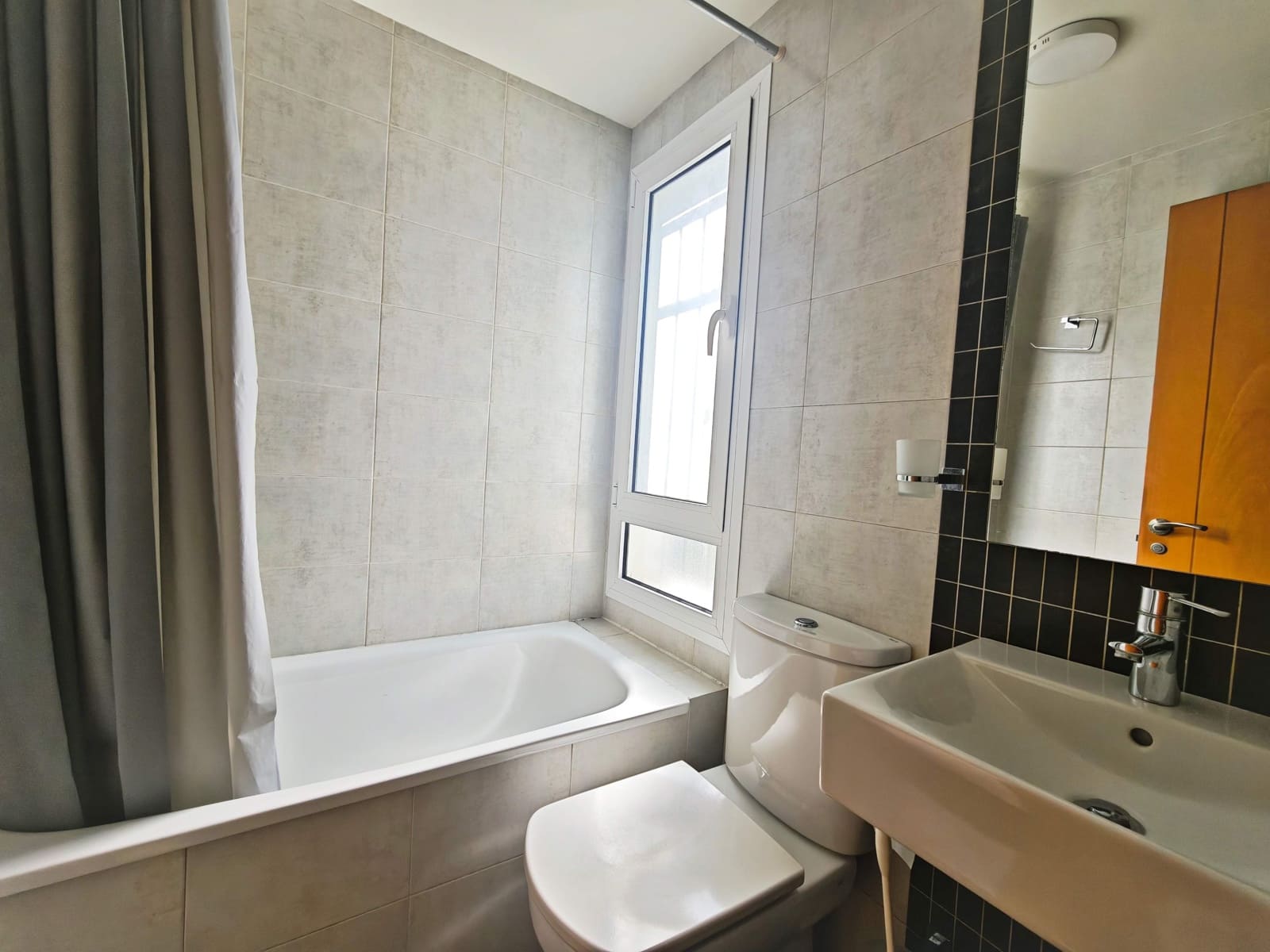 2 camera da letto Appartamento in vendita in Algeciras con piscina garage - 280.000 € (Rif: 9947946)