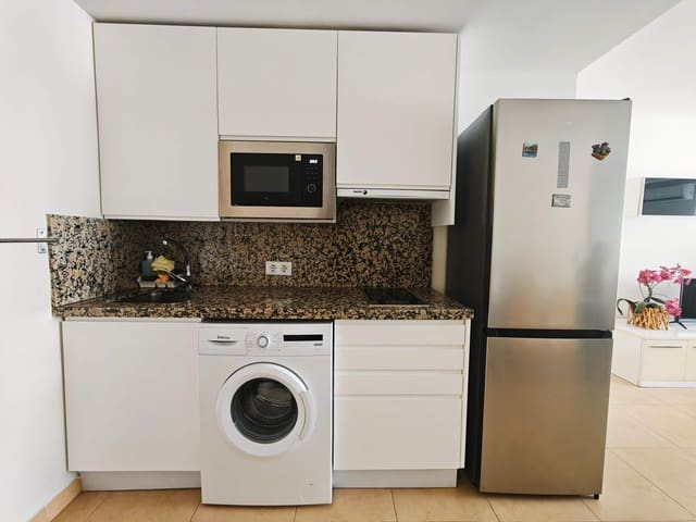 2 soverom Leilighet til salgs i Algeciras med svømmebasseng garasje - € 280 000 (Ref: 9947946)