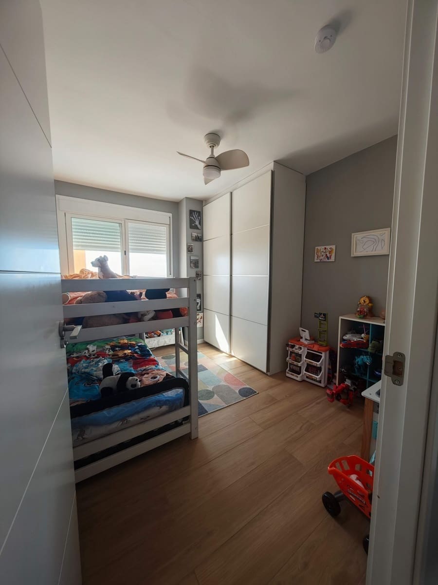 2 soveværelse Penthouse til salg i Casares med swimmingpool garage - € 430.000 (Ref: 9952661)