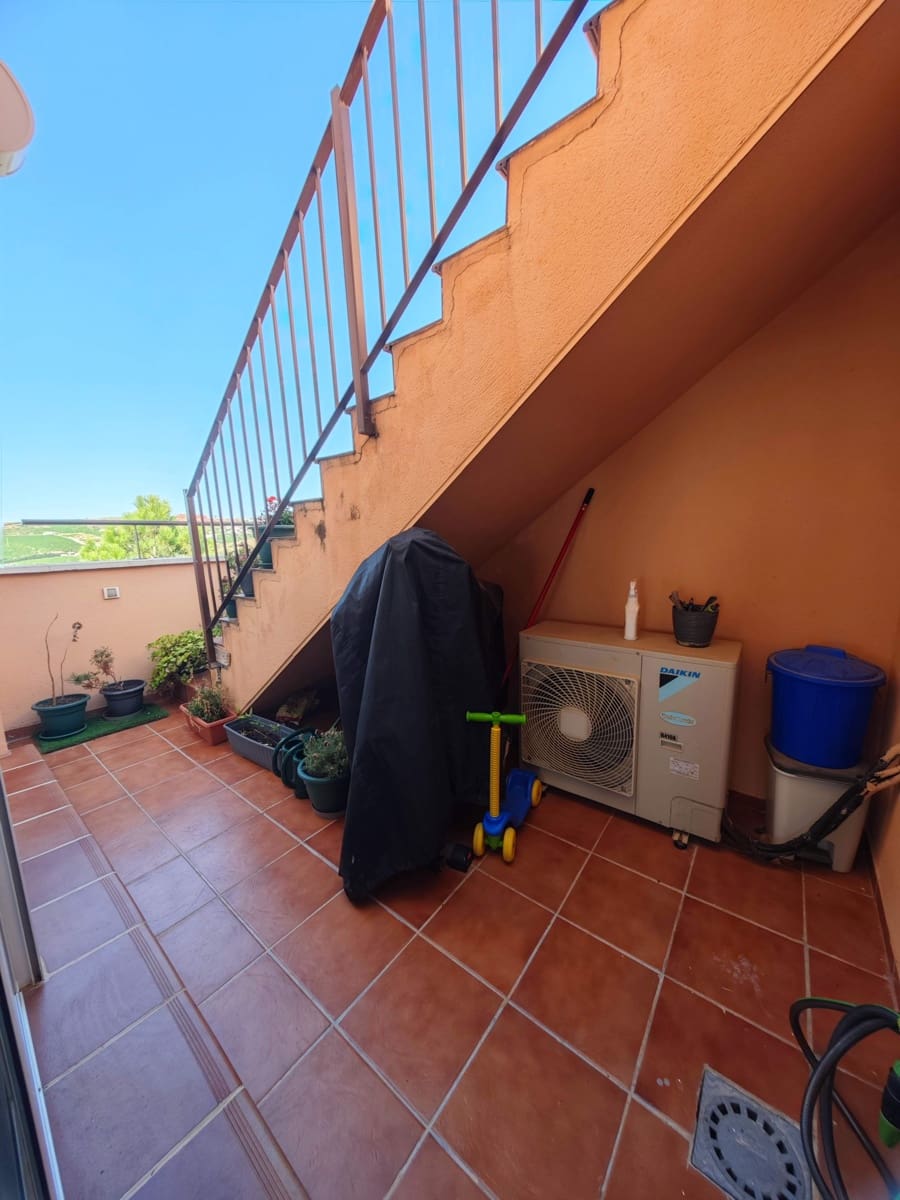 2 soveværelse Penthouse til salg i Casares med swimmingpool garage - € 430.000 (Ref: 9952661)