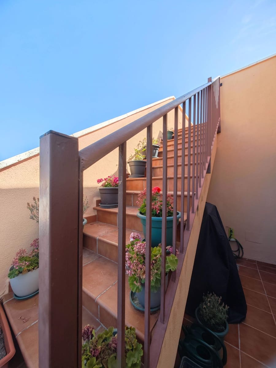 2 soveværelse Penthouse til salg i Casares med swimmingpool garage - € 430.000 (Ref: 9952661)
