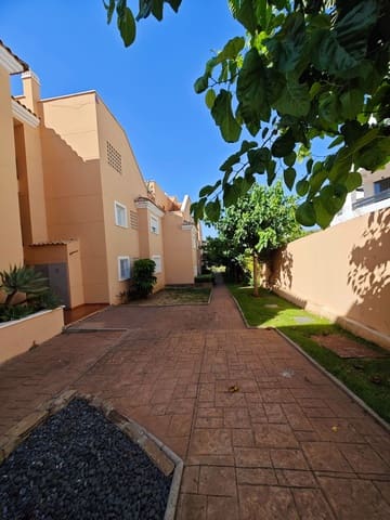 2 soveværelse Penthouse til salg i Casares med swimmingpool garage - € 430.000 (Ref: 9952661)