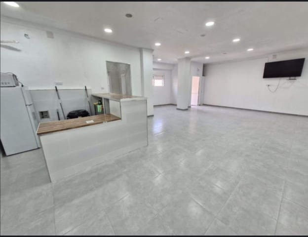 Commercieel te koop in La Línea de la Concepción - € 99.900 (Ref: 9952662)