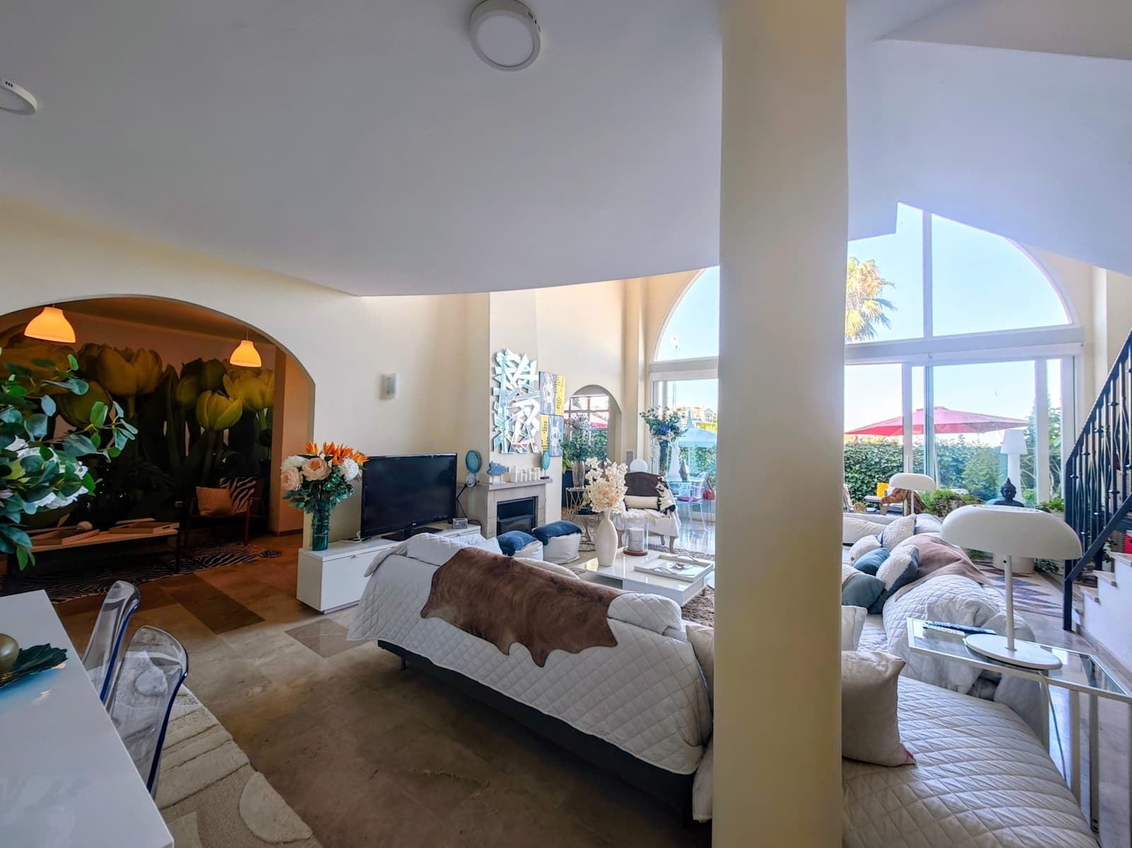 5 chambre Villa/Maison Mitoyenne à vendre à La Linea de la Concepcion avec piscine - 540 000 € (Ref: 9959813)