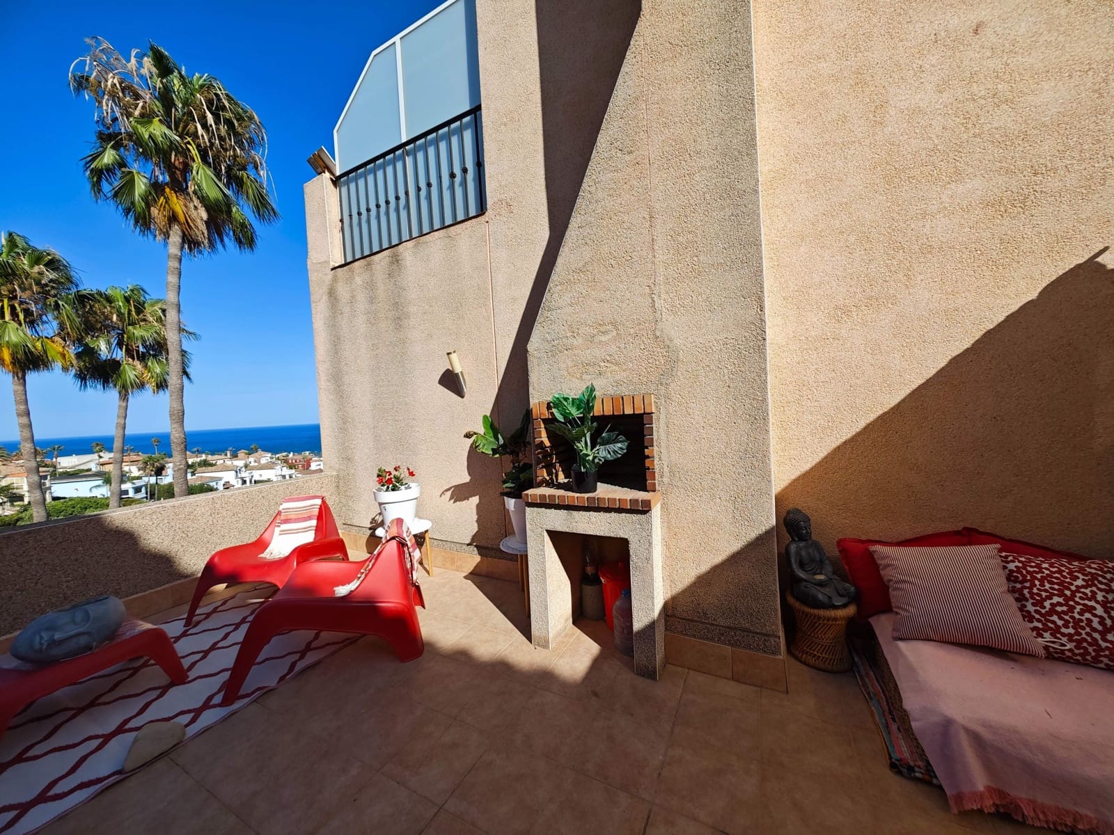 5 chambre Villa/Maison Mitoyenne à vendre à La Linea de la Concepcion avec piscine - 540 000 € (Ref: 9959813)