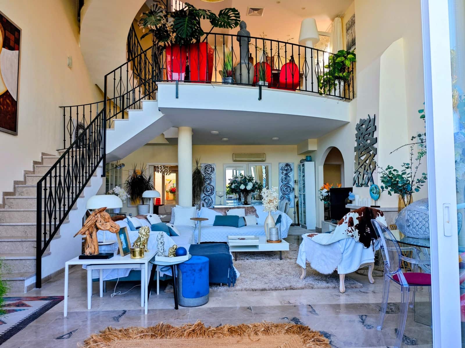 5 chambre Villa/Maison Mitoyenne à vendre à La Linea de la Concepcion avec piscine - 540 000 € (Ref: 9959813)