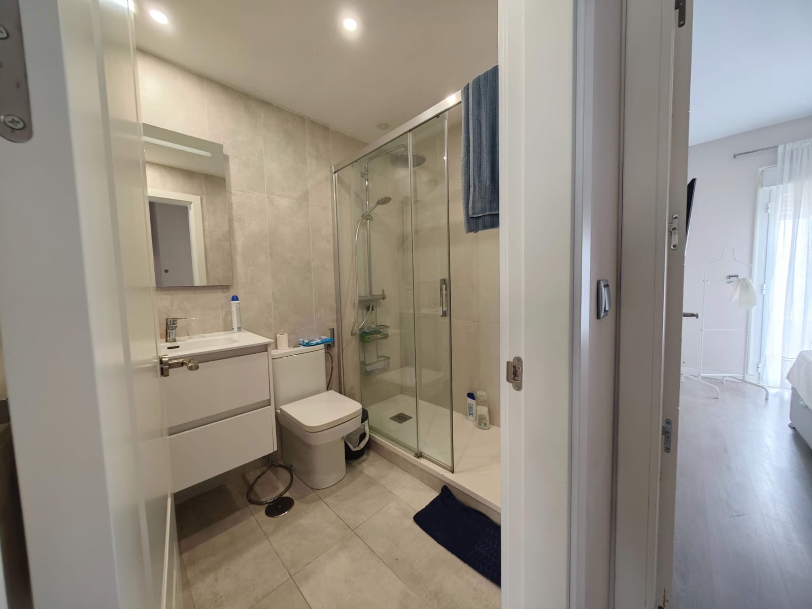 3 sypialnia Apartament na sprzedaż w La Linea de la Concepcion z basenem - 195 000 € (Ref: 9962745)