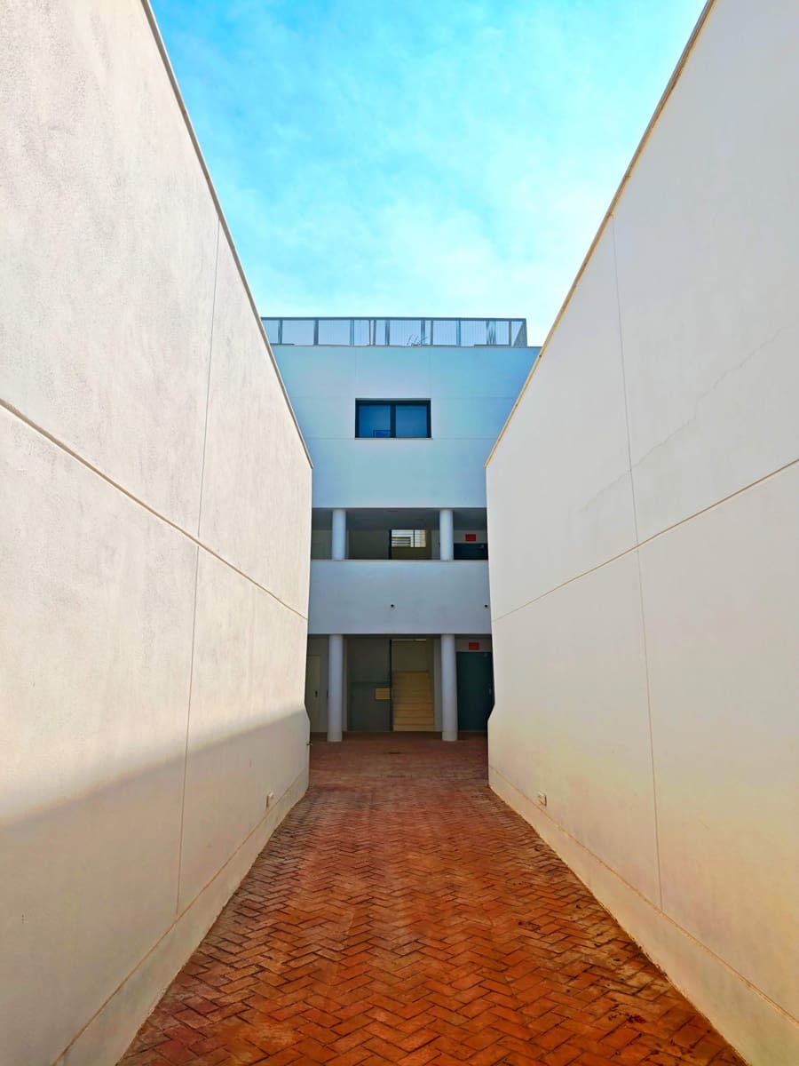 5 bedroom Apartment for rent in Sotogrande with pool garage - € 4,000 (Ref: 9965317)