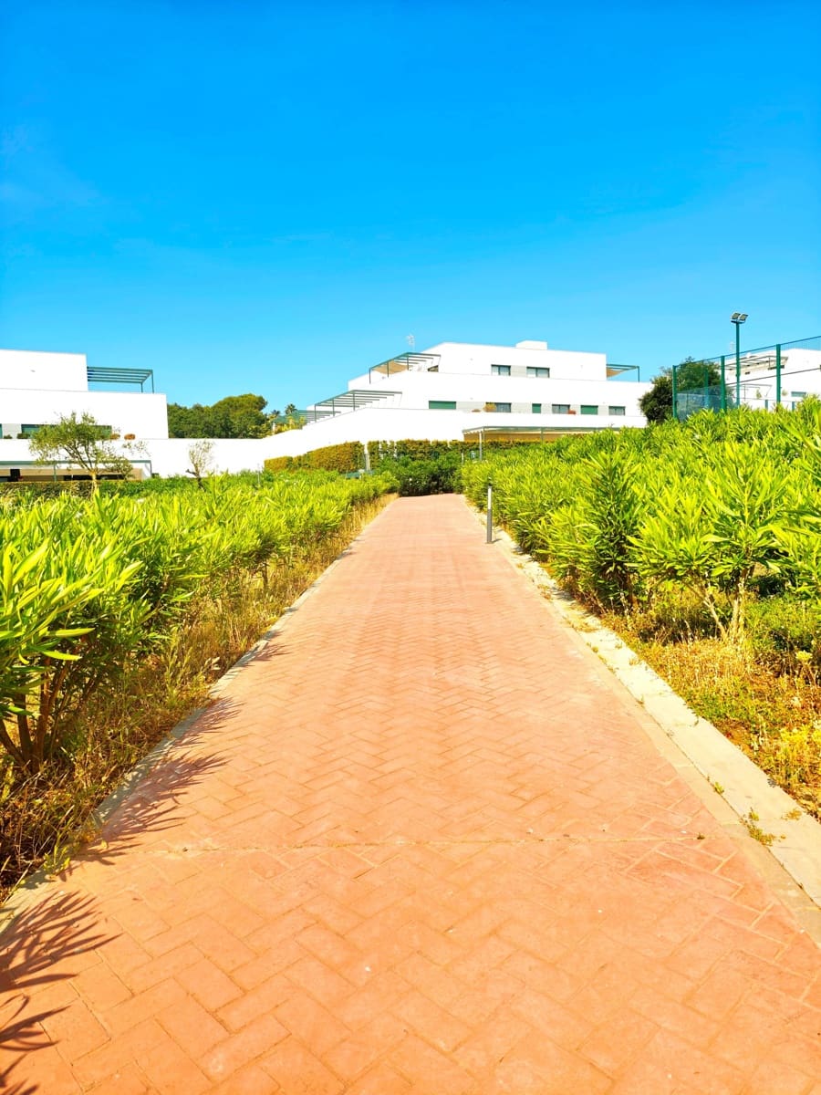 5 bedroom Apartment for rent in Sotogrande with pool garage - € 4,000 (Ref: 9965317)