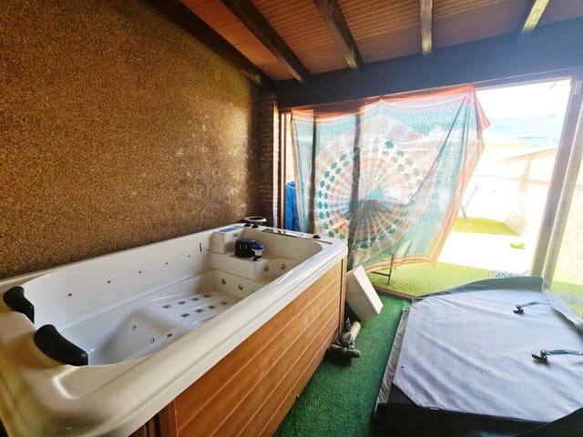 2 soveværelse Rækkehus til salg i Guadacorte, Los Barrios - € 230.000 (Ref: 9967834)