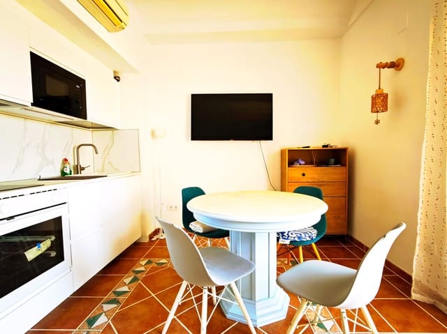 2 makuuhuone Huoneisto vuokrattavana paikassa La Alcaidesa - 1 000 € (Ref: 9970627)
