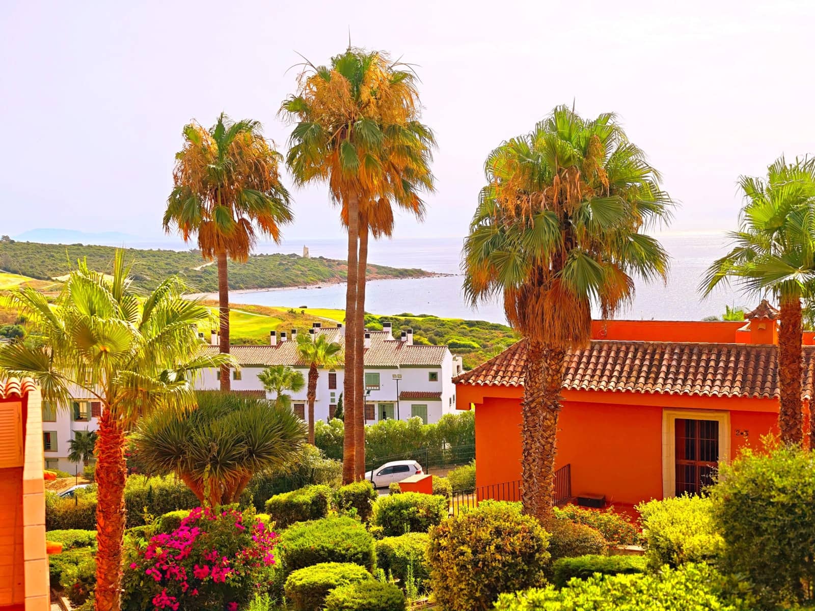 2 bedroom Apartment for rent in La Linea de la Concepcion - € 1,000 (Ref: 9970627)