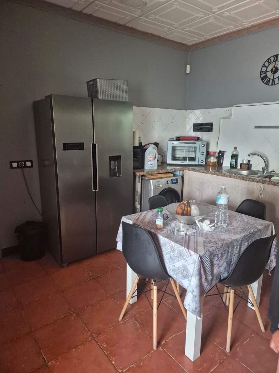 4 soverom Finca/Herregård til salgs i La Linea de la Concepcion - € 220 000 (Ref: 9978920)