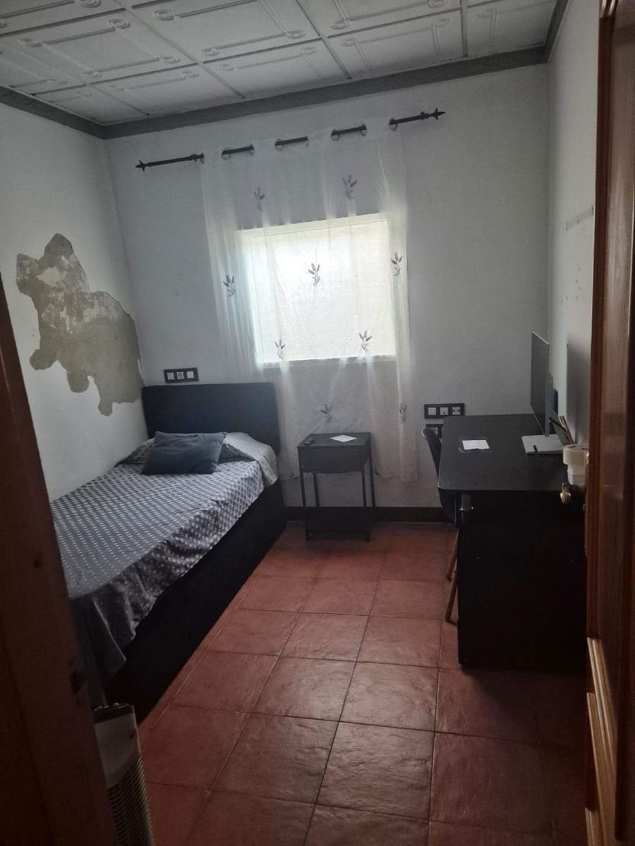 4 soverom Finca/Herregård til salgs i La Linea de la Concepcion - € 220 000 (Ref: 9978920)