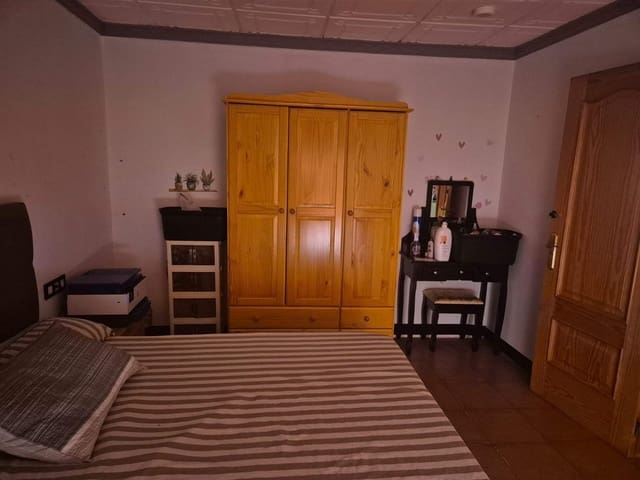 4 soverom Finca/Herregård til salgs i La Línea de la Concepción - € 220 000 (Ref: 9978920)