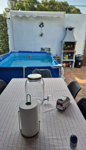 Finca/Casa Rural de 4 habitaciones en La Línea de la Concepción en venta - 220.000 € (Ref: 9978920)
