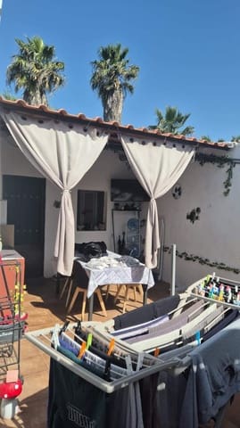 Finca/Casa Rural de 4 habitaciones en La Línea de la Concepción en venta - 220.000 € (Ref: 9978920)